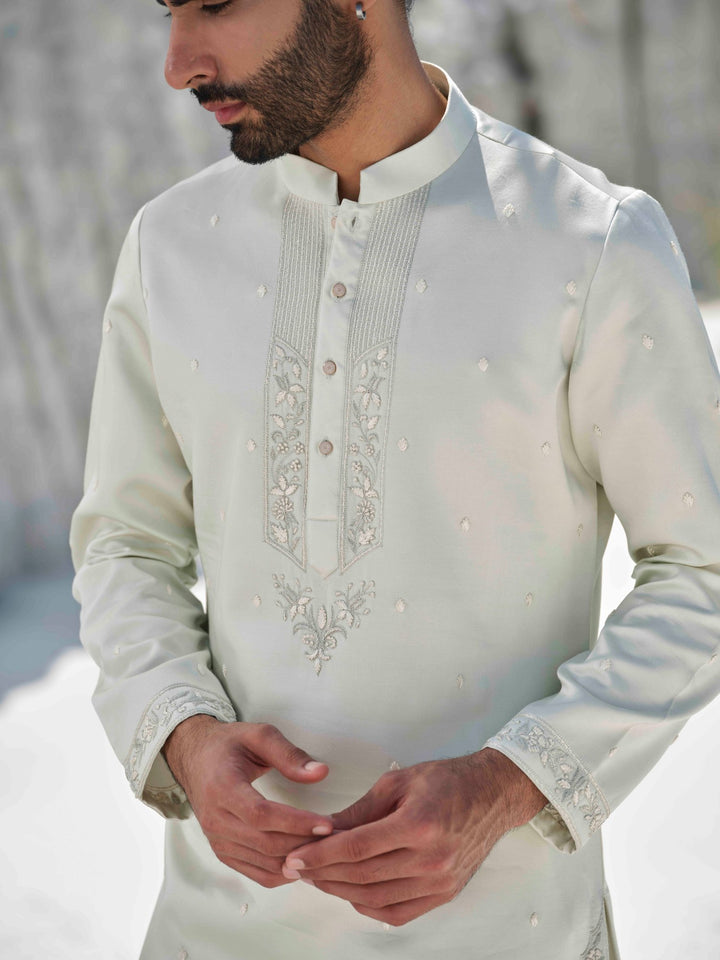 Muse - Resham Placket Kurta Set