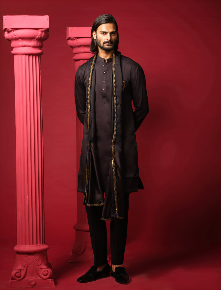 Regal Elegance Black Kurta Set