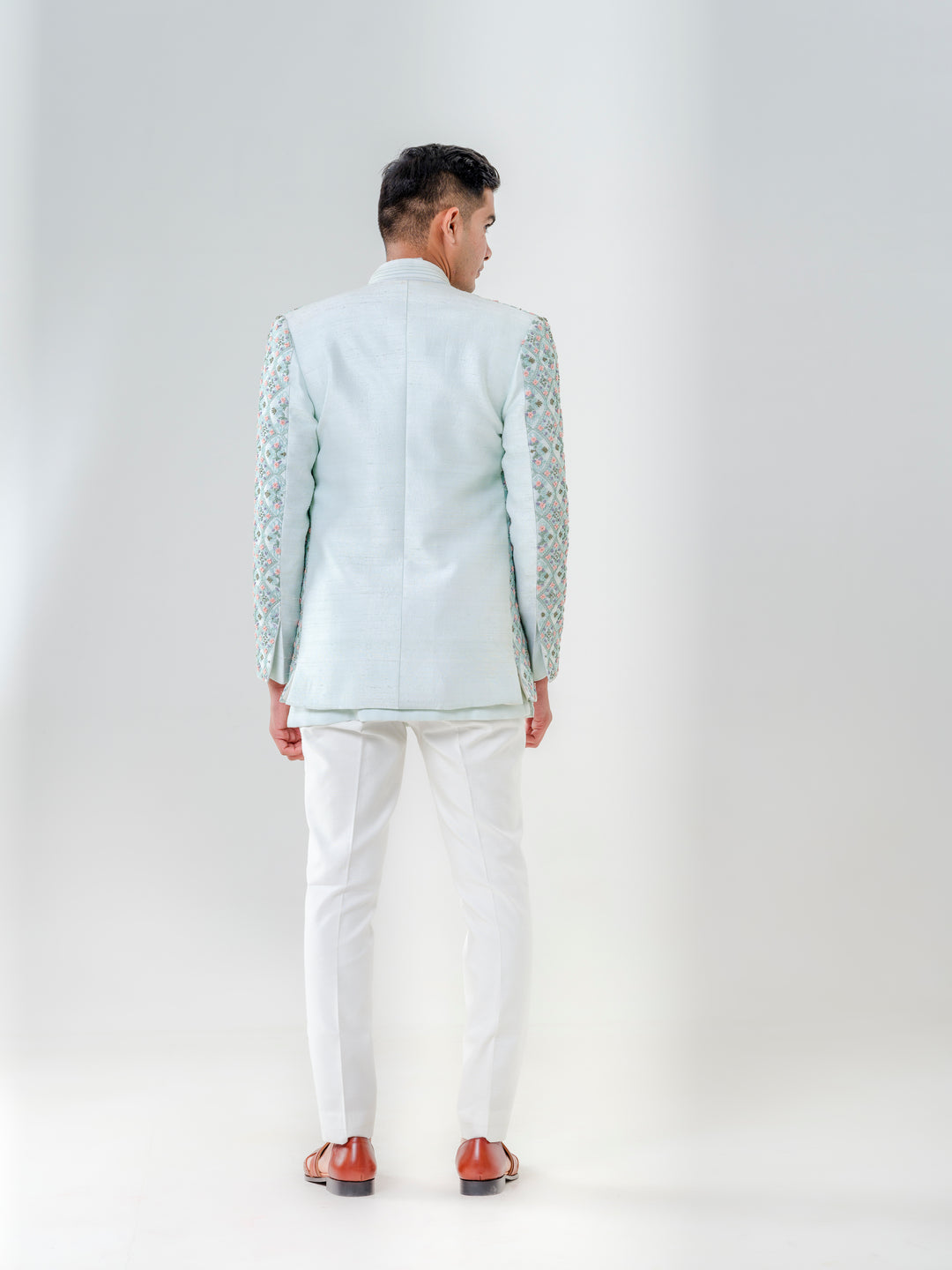 OPEN JODHPURI PAIRED WITH SHORT KURTA AND PANTS