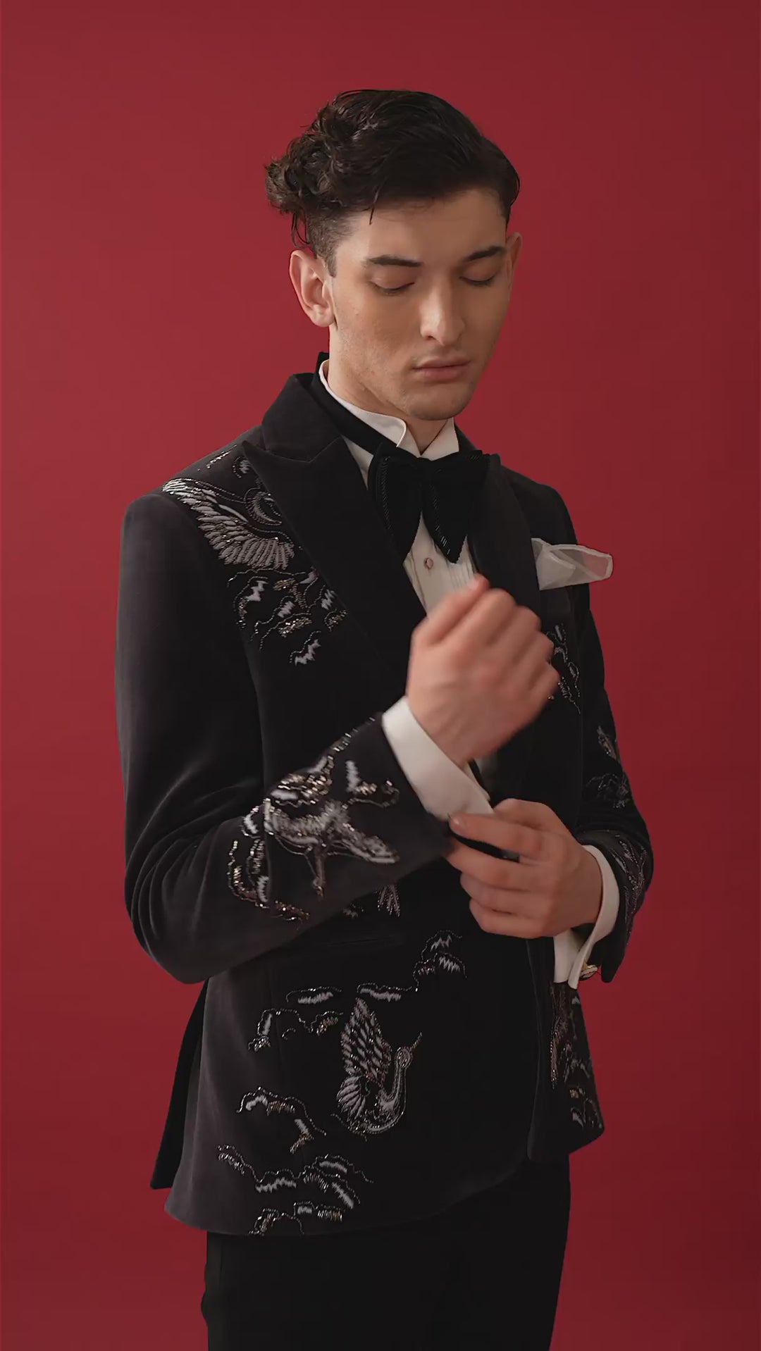 DARK BLUE EMBROIDERD TUXEDO WITH SHAWL LAPEL