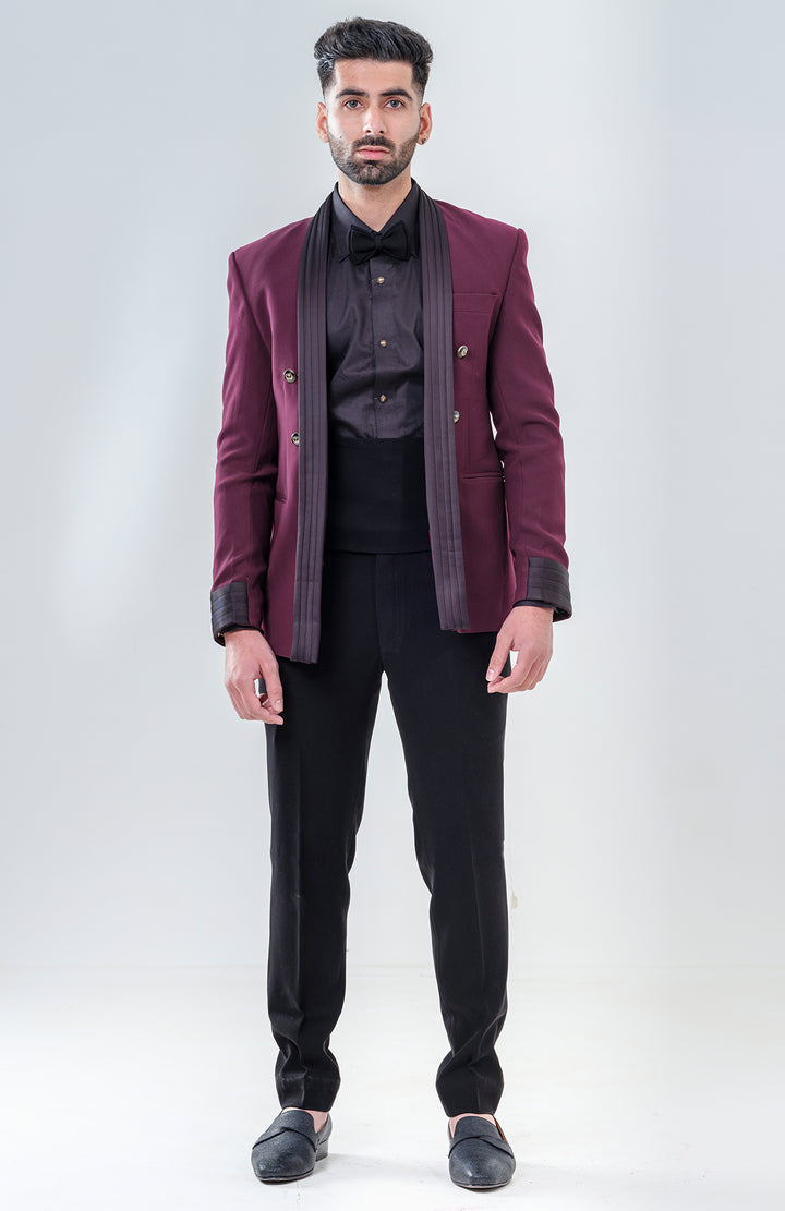 MAHROON TUXEDO WITH OPEN PLEATED LAPEL