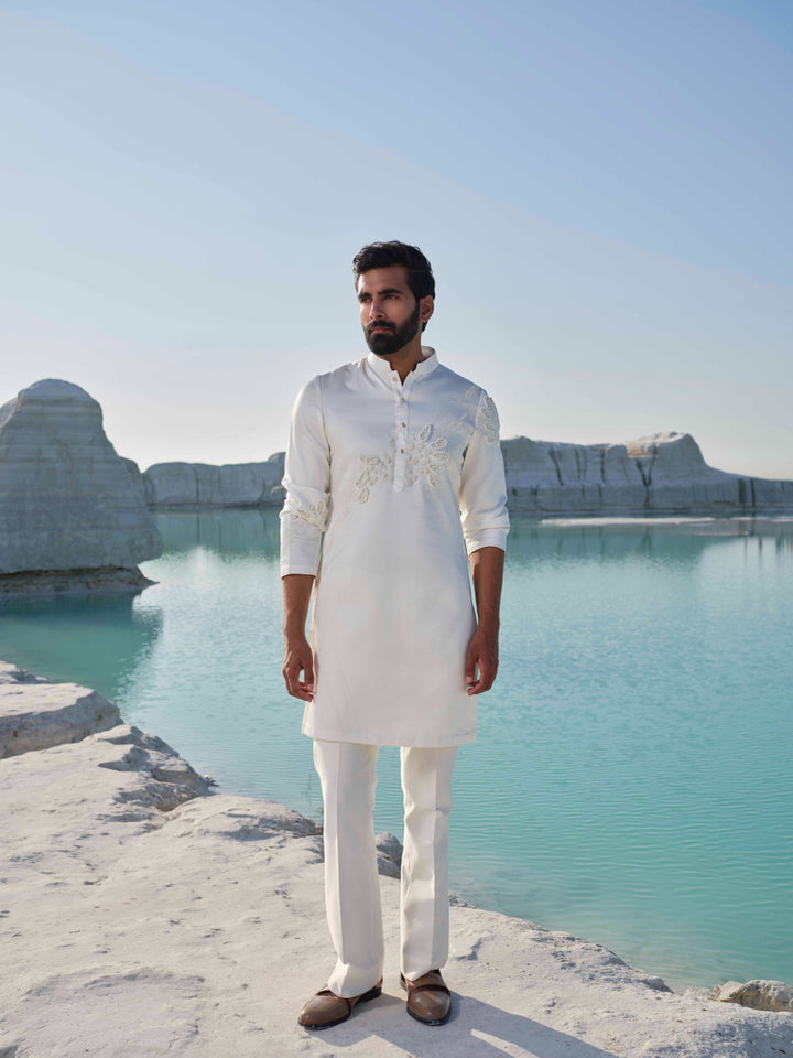 Gul - Embroidered Kurta Set