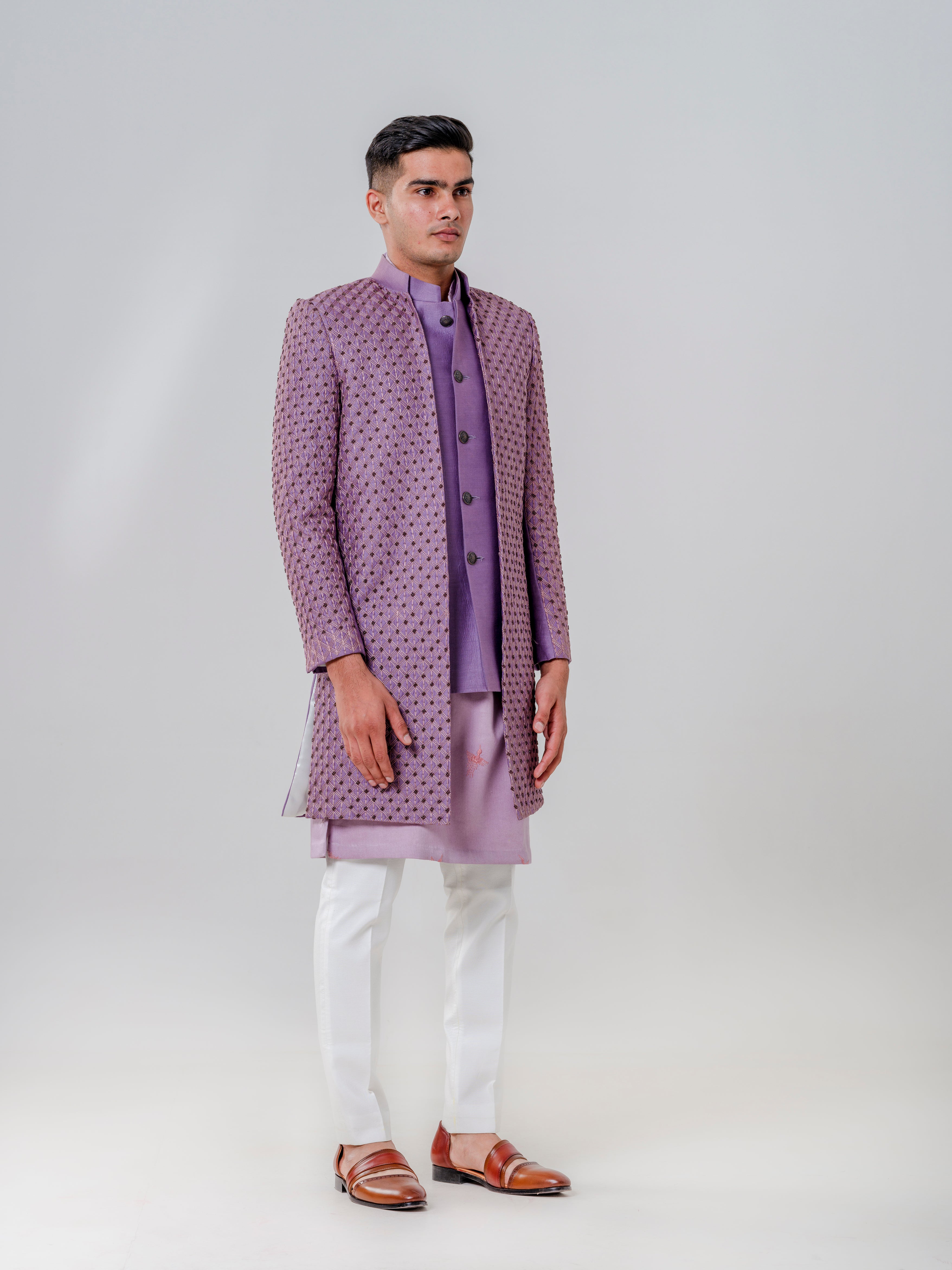 Ivory Chanderi Silk Applique Embroidered Nehru Jacket Design by Rohit Bal  Men at Pernia's Pop Up Shop 2024